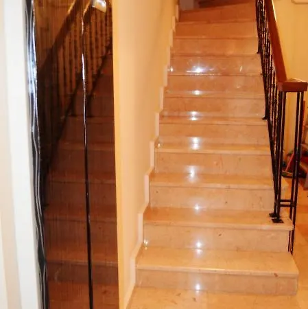 Otel Taksim Guest 3*